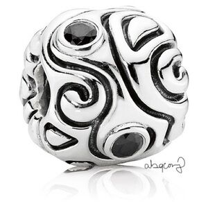 EUC Pandora 790869CZK Sterling Silver Large Day Dream Charm w/ Black Zirconia